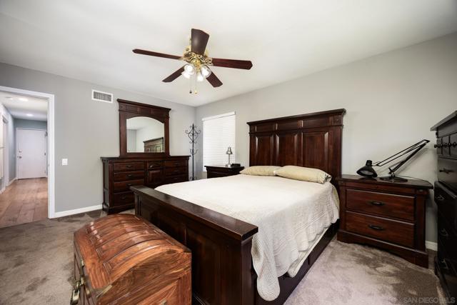 14543 High Pine St, Poway CA: https://media.crmls.org/mediaz/737e12f6-4b87-4674-b693-7f79e55235c9.jpg