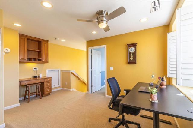 Image 37 of 70 For 7197 Windcliff Lane