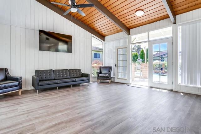 5450 Kiowa Dr, La Mesa CA: https://media.crmls.org/mediaz/73801b0c-4f48-4d33-a208-3d49ac1ec5ea.jpg