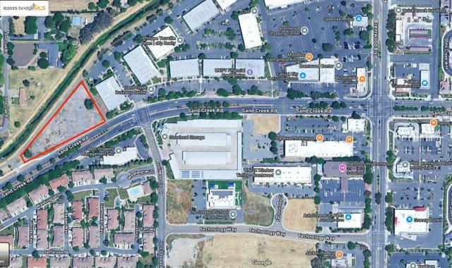 Aerial map of property and surrounding area