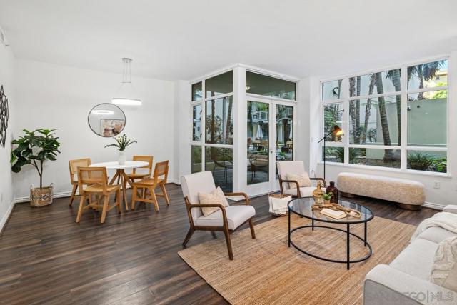 850 Beech St, San Diego CA: https://media.crmls.org/mediaz/738143ae-3768-4a85-8c41-2e4133912dad.jpg