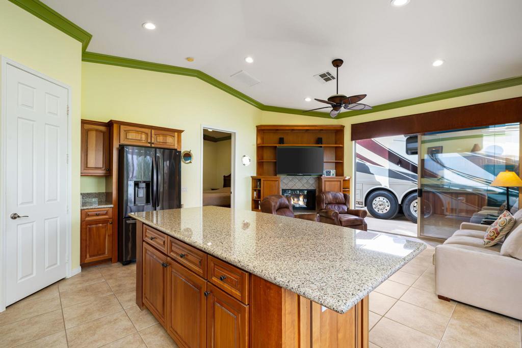 MLS #219138404DA image #15