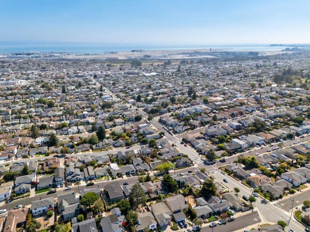 516 Maple Avenue, San Bruno CA: https://media.crmls.org/mediaz/73828e76-f559-4b9a-8c10-0b33ec1d54c3.jpg