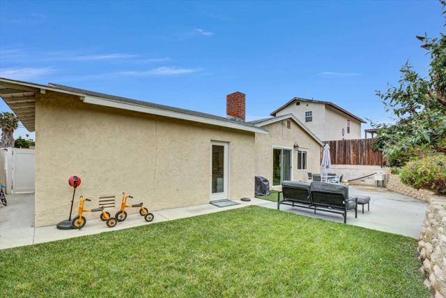 1629 primera Street, Lemon Grove CA: https://media.crmls.org/mediaz/738299c0-ec66-4d51-96bf-6432520e2efc.jpg