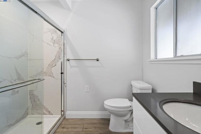 2592 Caballo Ranchero Dr, Diablo CA: https://media.crmls.org/mediaz/7383da0d-4a4f-4da0-b162-5d44c0a598b5.jpg
