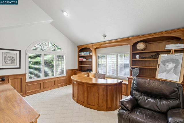 4355 Quail Run Ln, Danville CA: https://media.crmls.org/mediaz/7384f95a-b16f-428c-8eba-125e358fd616.jpg