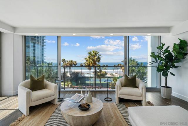 1810 Avenida Del Mundo, Coronado CA: https://media.crmls.org/mediaz/73851fef-626b-4833-963b-f3efbe0ccd97.jpg