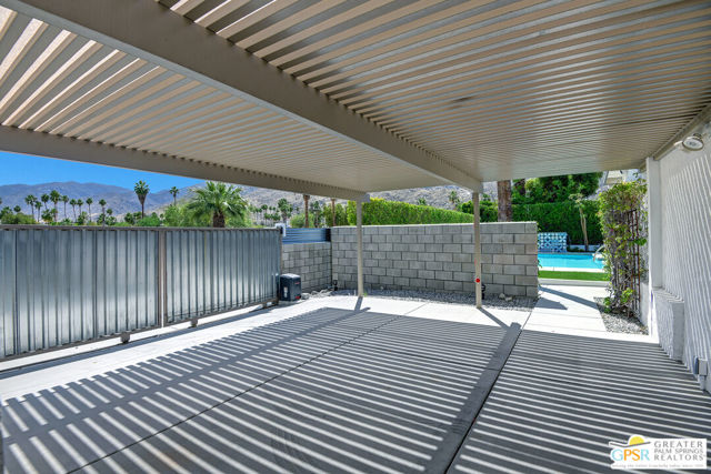 830 N Riverside Drive, Palm Springs CA: https://media.crmls.org/mediaz/73865398-26dd-4158-b65e-b4e7d55c6585.jpg