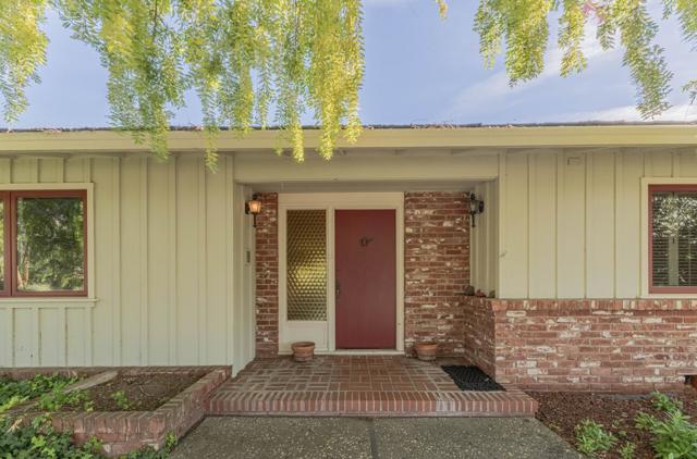 12 Mesa Del Sol, Salinas CA: https://media.crmls.org/mediaz/73887837-3427-429f-bb12-bf8a8e957b1f.jpg