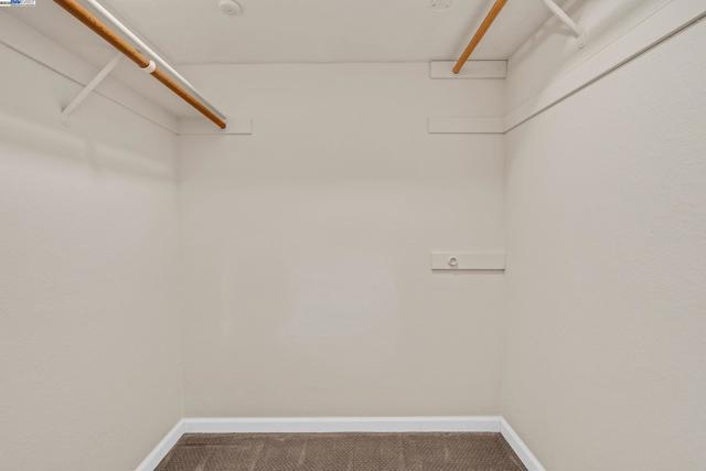 543 Tawny Dr, Pleasanton CA: https://media.crmls.org/mediaz/7389cd1b-8634-4160-8280-29a7d89cbd69.jpg