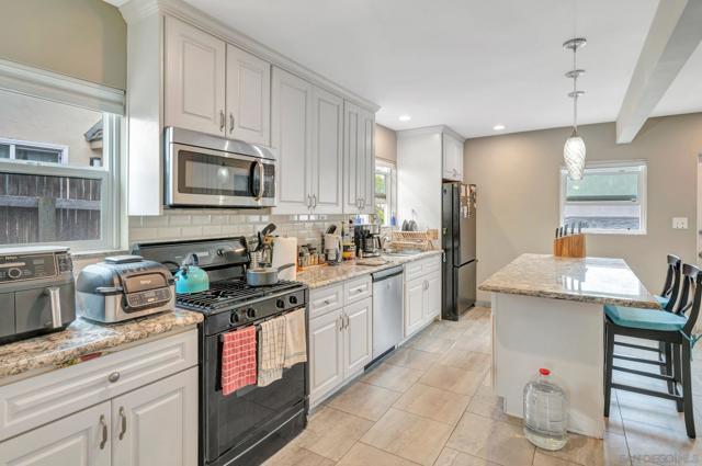 4817 4821 Coronado Ave., San Diego CA: https://media.crmls.org/mediaz/7389f5c9-5801-4ff8-92a4-f63ac86e0b7c.jpg