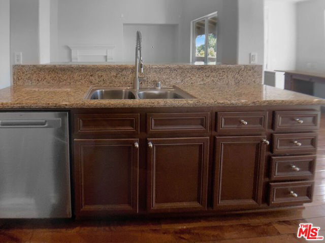 18944 Northern Dancer Lane, Yorba Linda CA: https://media.crmls.org/mediaz/738bd371-476f-4948-90b6-af3552b77577.jpg