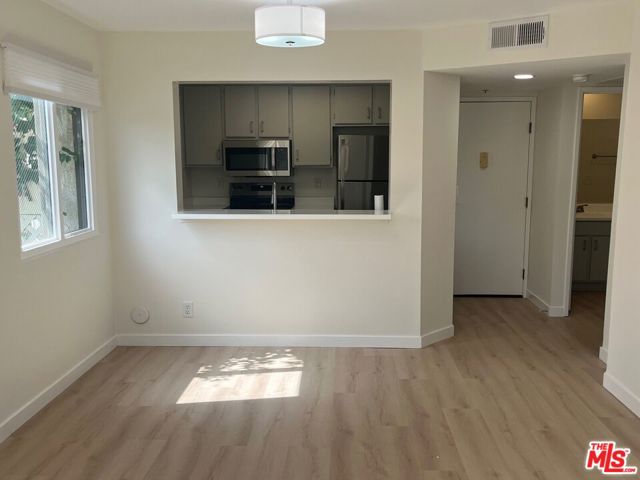 501 Palisades Drive, 124 photo 7
