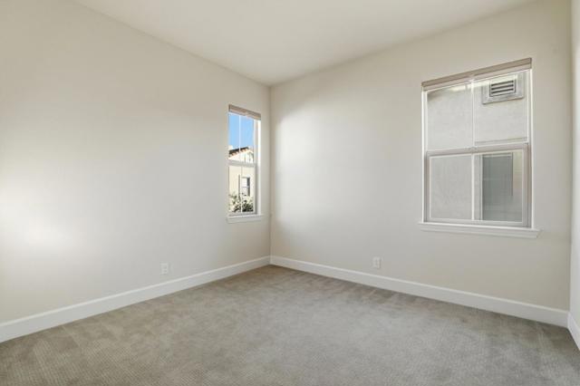 Image 20 of 42 For 2582 Minuet Drive