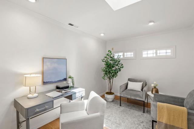 1048 Inverness Drive, San Carlos CA: https://media.crmls.org/mediaz/738dde33-a937-4310-b391-ffc0d77335c7.jpg