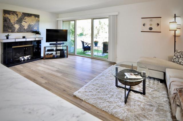 17473 Plaza Abierto, San Diego CA: https://media.crmls.org/mediaz/738df9cc-7ccc-416d-8e78-3980b1fc008d.jpg