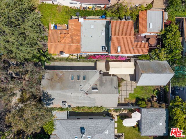 2534 Wellesley Avenue, Los Angeles CA: https://media.crmls.org/mediaz/738e0b3d-b8cb-4ba5-ba5f-2e9e288f97a5.jpg