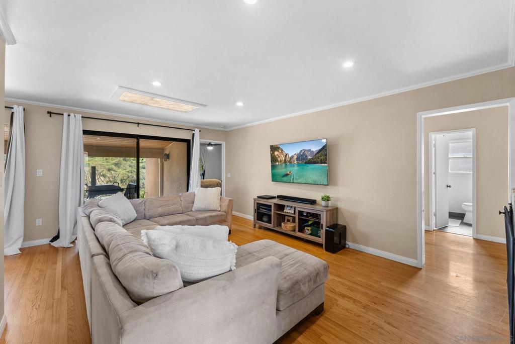 6591 Eldridge St - photo 4