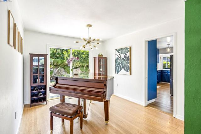 24 Via Hermosa, San Lorenzo CA: https://media.crmls.org/mediaz/738e13ee-77c7-475f-9330-feb2d2097f87.jpg
