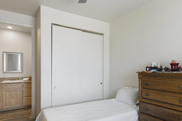 8680 Monument View Drive, Yucca Valley CA: https://media.crmls.org/mediaz/738e4284-10f2-4566-8615-f09e5e480d3d.jpg
