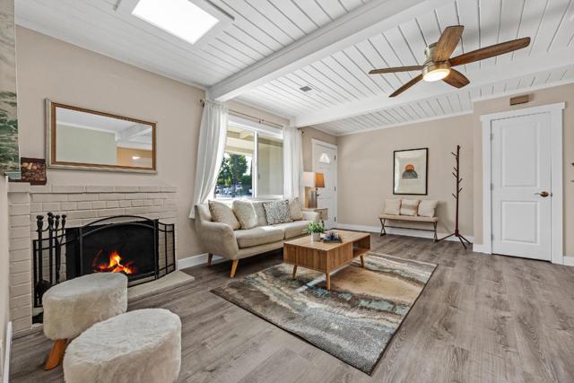 2859 Hillside Avenue, Concord CA: https://media.crmls.org/mediaz/738efbe1-3f09-44f3-bc69-18304134f044.jpg