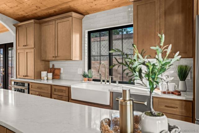 1566 Evergreen St, San Diego CA: https://media.crmls.org/mediaz/739016bf-049c-4ceb-bfad-6f17e72706c4.jpg