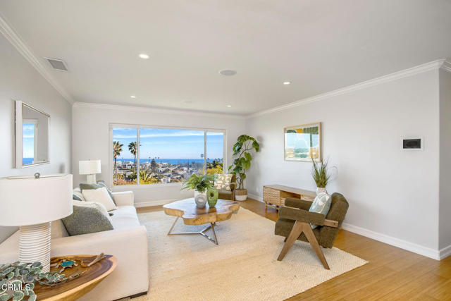 Detail Gallery Image 7 of 31 For 941 Buena Vista St, Ventura,  CA 93001 - 3 Beds | 2 Baths