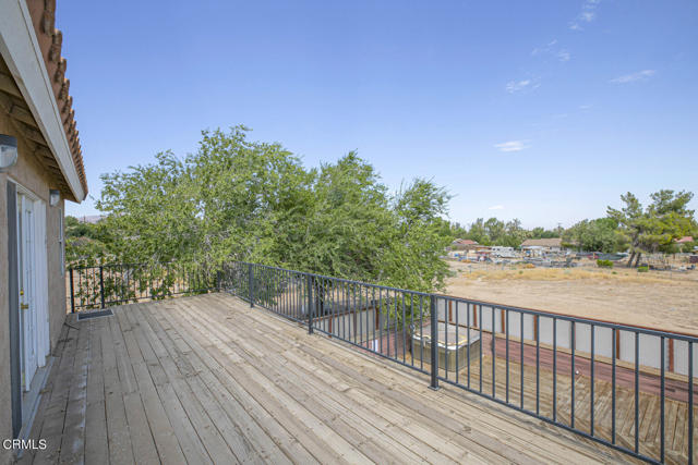 3831 E Ave T 8, Palmdale CA: https://media.crmls.org/mediaz/7390ecb2-5936-47d9-bfa5-be463622236c.jpg