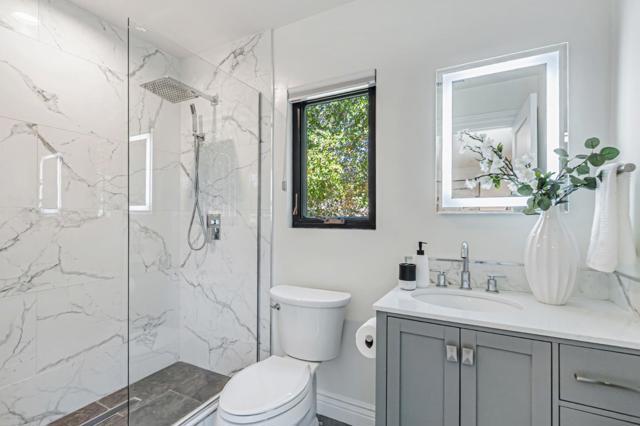 19680 Crestbrook Drive, Saratoga CA: https://media.crmls.org/mediaz/7391084c-2951-4e5e-877a-9c1aa5f3934f.jpg