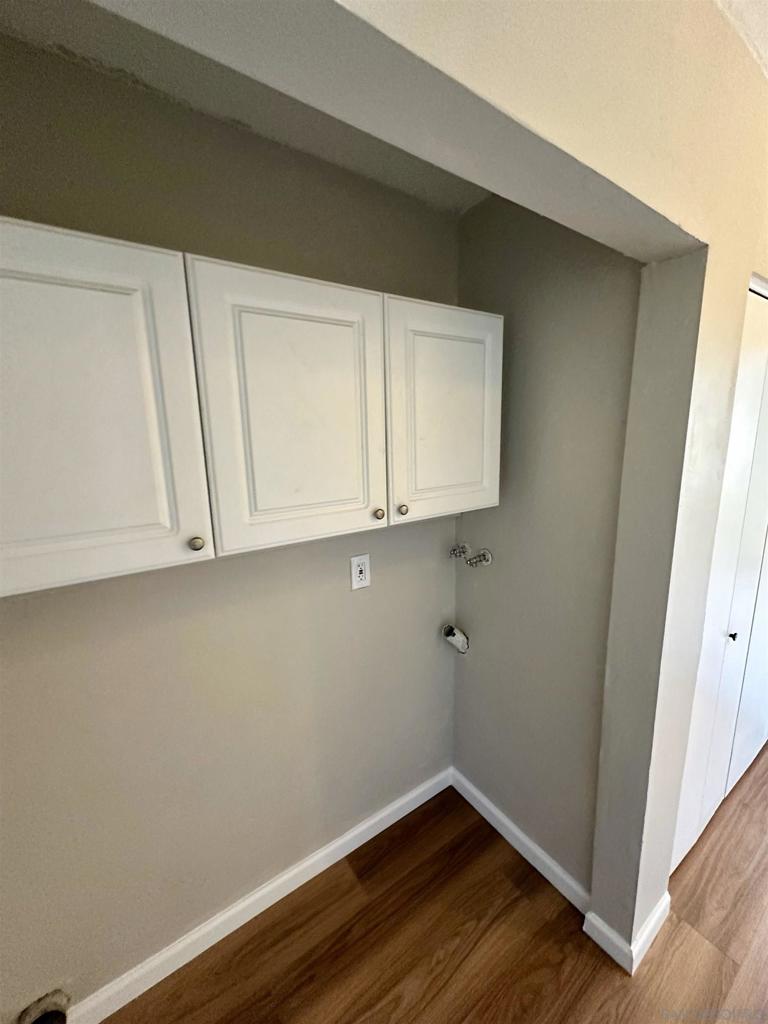 1261 34th St - photo 18