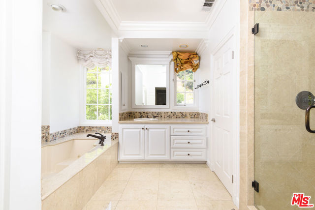 2628 MANDEVILLE CANYON Road, Los Angeles CA: https://media.crmls.org/mediaz/73928aa5-26c8-4ef0-aa8f-133241d62d03.jpg