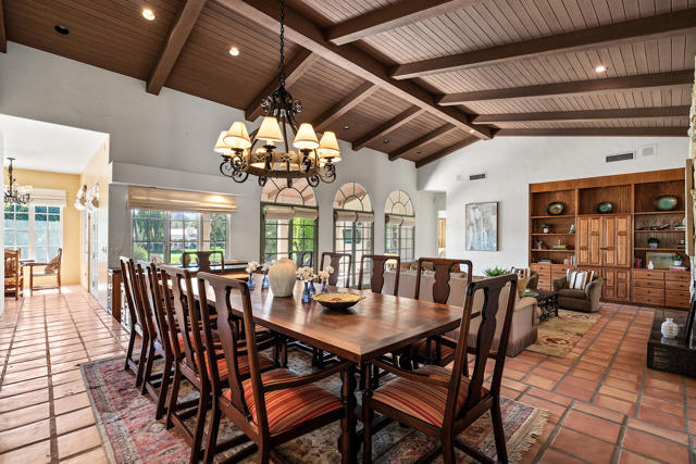 77175 Avenida Arteaga, La Quinta CA: https://media.crmls.org/mediaz/73936caf-8f61-43e3-858b-f08d3cf4b075.jpg