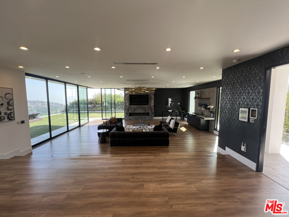 MLS #26848921 image #13