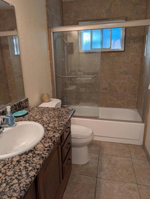 3806 Round Valley Circle, Stockton CA: https://media.crmls.org/mediaz/7394bdd5-33b7-4b14-ae93-0eca9792de33.jpg