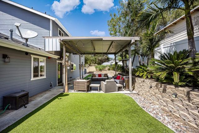 235 Loma Vista Pl, El Cajon CA: https://media.crmls.org/mediaz/7394fede-4809-4a36-80b5-51de397e40fb.jpg