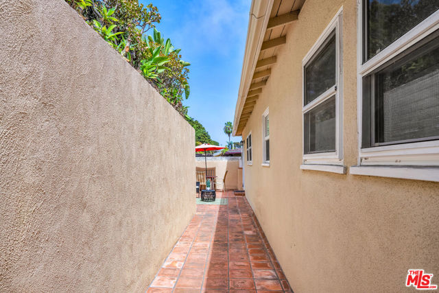 7203 Earldom Avenue photo 35