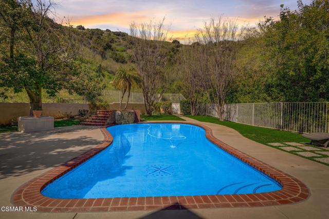 7 Bell Canyon Road, Bell Canyon CA: https://media.crmls.org/mediaz/73958a8e-fd87-48bc-b9a3-ca9d5ae23aa0.jpg