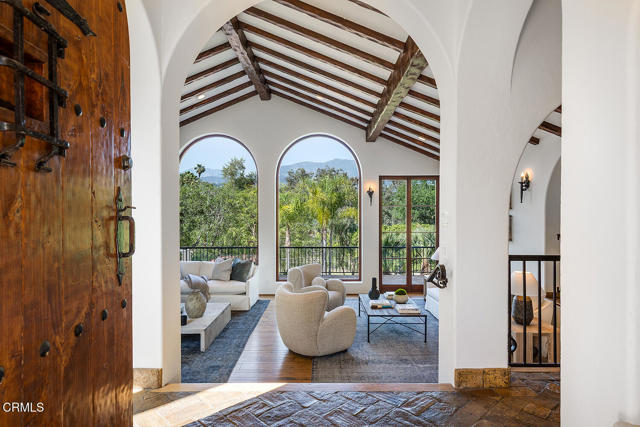 Detail Gallery Image 6 of 77 For 4144 Chevy Chase Dr, La Canada Flintridge,  CA 91011 - 5 Beds | 4/4 Baths