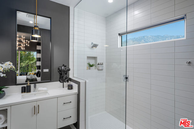 400 Fountain Drive, Palm Springs CA: https://media.crmls.org/mediaz/7395c14c-444b-450f-a7be-f490f2f848e5.jpg