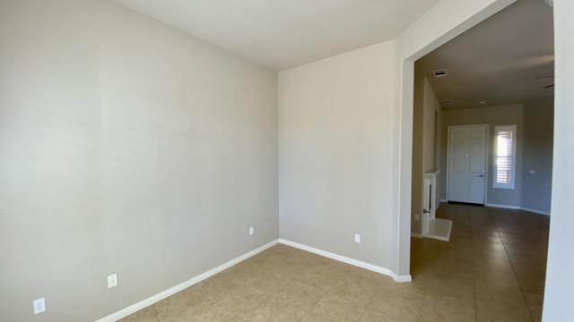 81451 Corte Pipilla, Indio CA: https://media.crmls.org/mediaz/7396ed9e-07ec-498b-947e-2516b08f801c.jpg