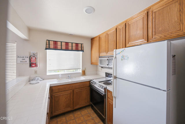 Detail Gallery Image 30 of 36 For 3429 Rio Hato Ct, Camarillo,  CA 93010 - 2 Beds | 2 Baths