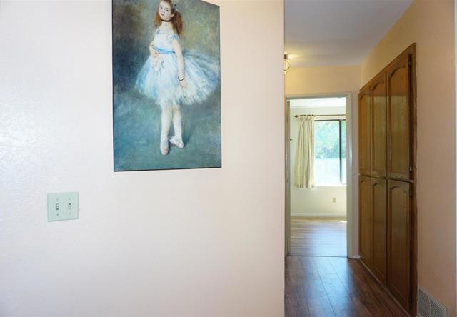 4733 Lago Vista Circle, San Jose CA: https://media.crmls.org/mediaz/7397d16f-70f2-47aa-8e79-27cdc3e9e787.jpg