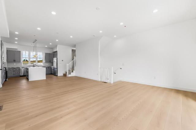 409 San Luis Avenue, Watsonville CA: https://media.crmls.org/mediaz/73988bc5-8106-48cf-84d5-17ed02312dfb.jpg