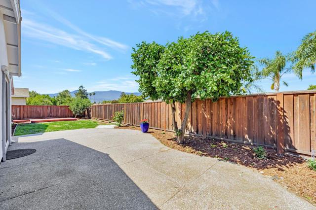 6113 Oak Forest, San Jose CA: https://media.crmls.org/mediaz/73989b57-4a1d-4655-aaed-e3c361f8a666.jpg