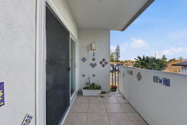 111 Wellesley, Redwood City CA: https://media.crmls.org/mediaz/7399fc4b-e209-4713-b849-730a609f9d94.jpg