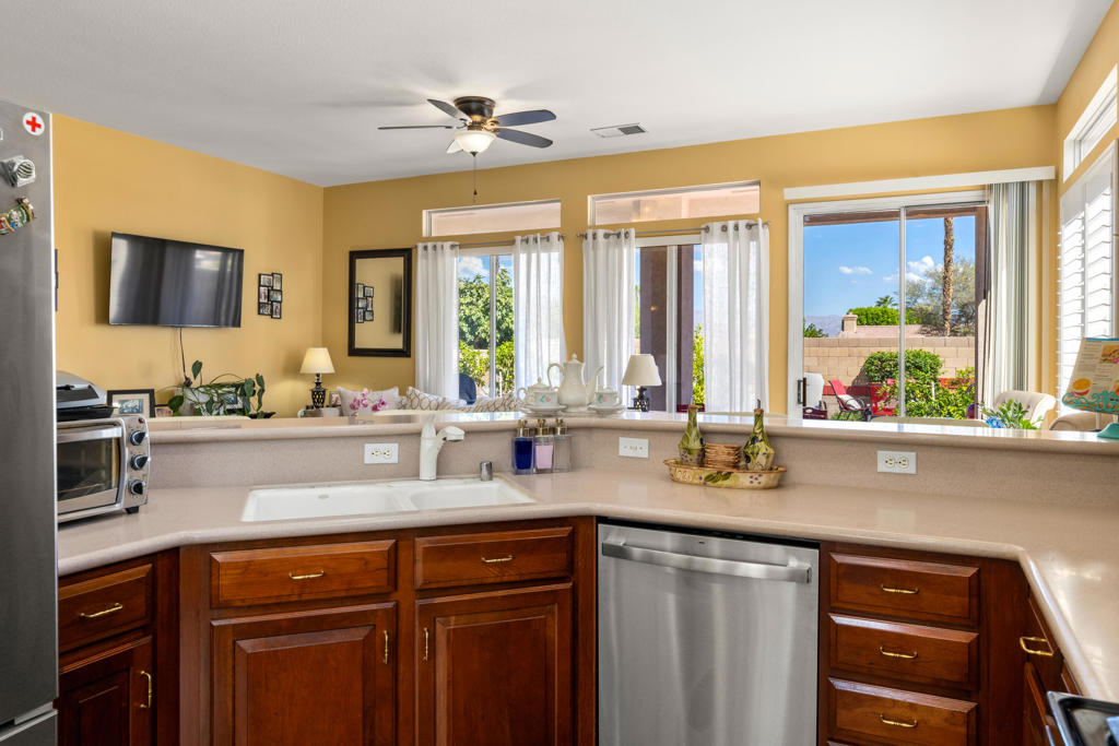 MLS #219135879DA image #11