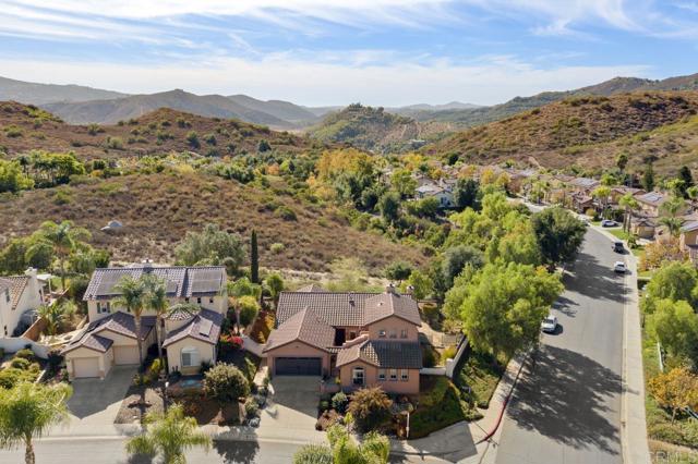 Detail Gallery Image 33 of 43 For 3499 Holly Oak Ln, Escondido,  CA 92027 - 4 Beds | 3 Baths