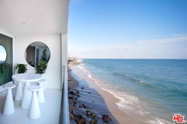 20612 Pacific Coast, Malibu, California 90265, 3 Bedrooms Bedrooms, ,3 BathroomsBathrooms,Single Family Residence,For Sale,Pacific Coast,24403763