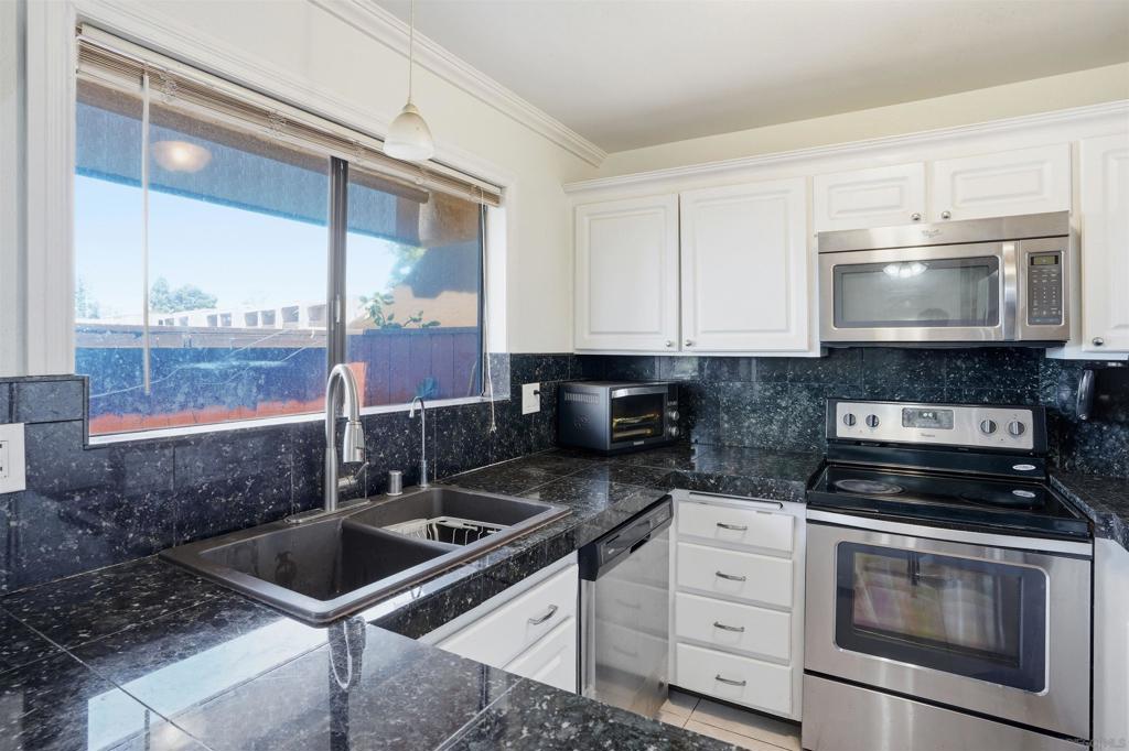 9463 Gold Coast - photo 4
