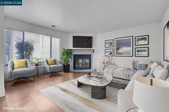 1440 Reganti Pl, Concord CA: https://media.crmls.org/mediaz/739be49b-3c65-46c4-bb66-b8e806d4f8ab.jpg